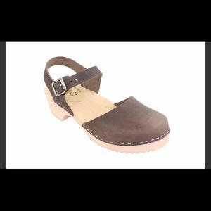Lotta from Stockholm taupe clogs